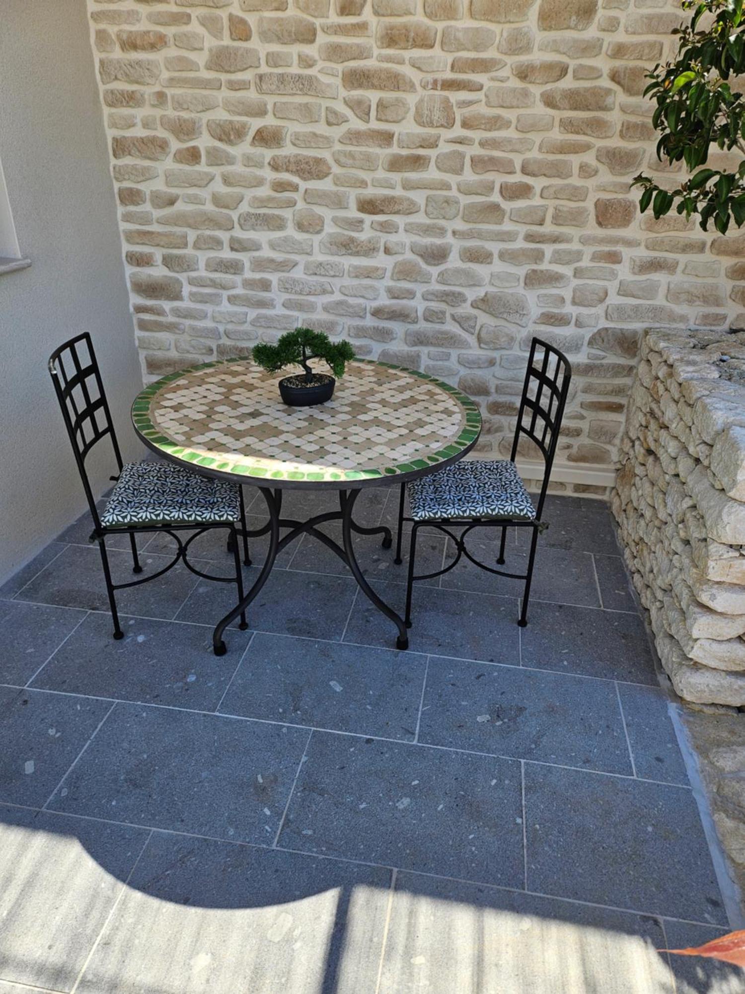 Gite Chez L'Habitant Independant "La Villa Des Ocres" Gargas  Exterior foto